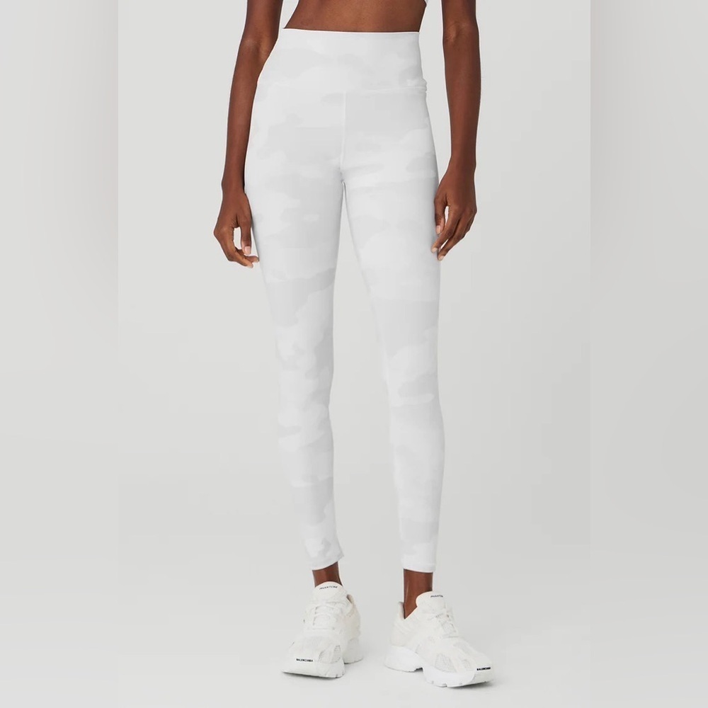 ALO High Waist Camo Vapor Leggings Gray White 20743